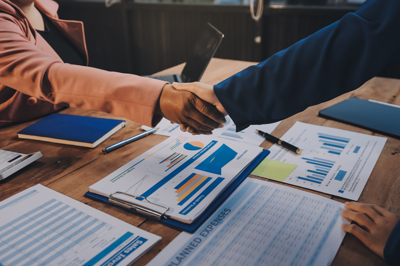 public private partnership handshake